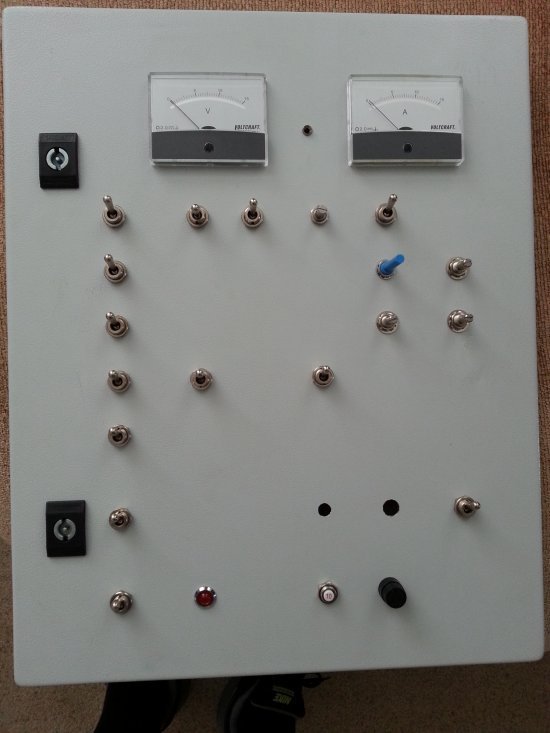 Power supply lid - Front view